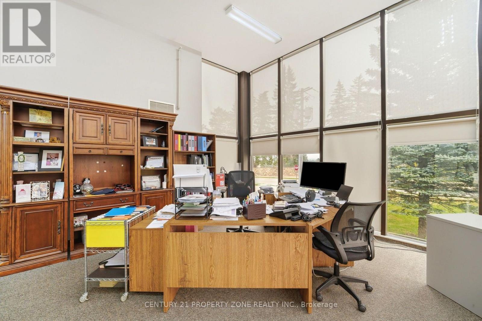 1360 Maryhill Road Property Photo 20