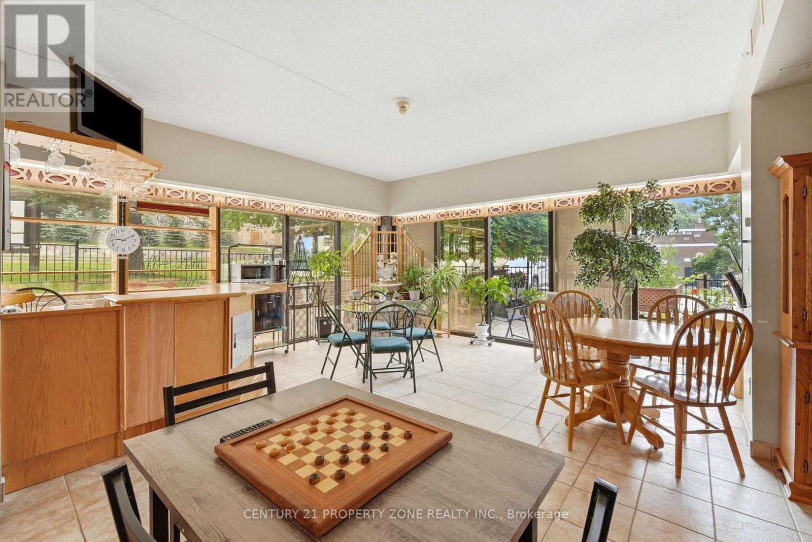 1360 Maryhill Road Property Photo 34