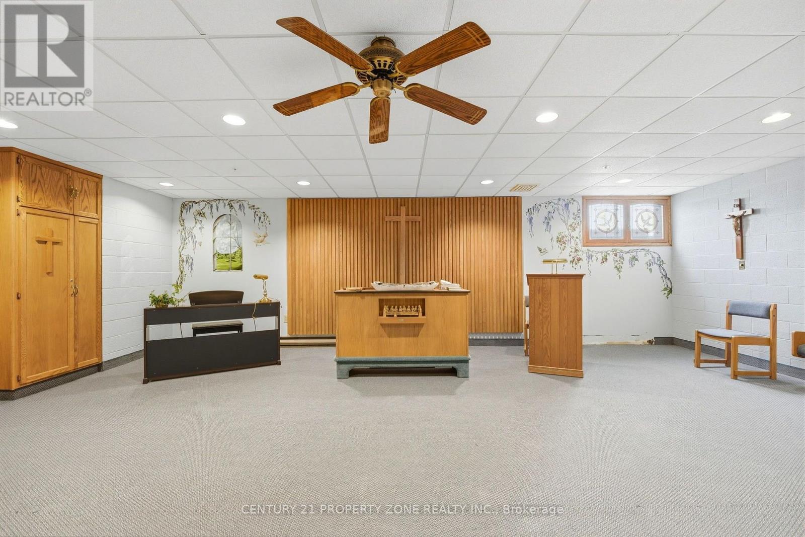 1360 Maryhill Road Property Photo 37