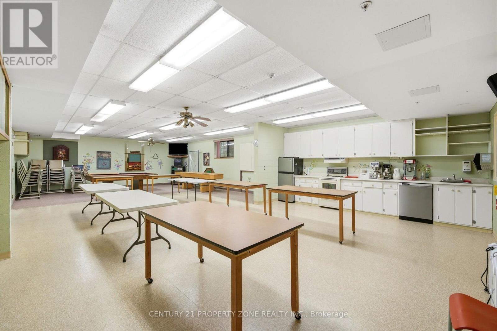 1360 Maryhill Road Property Photo 47