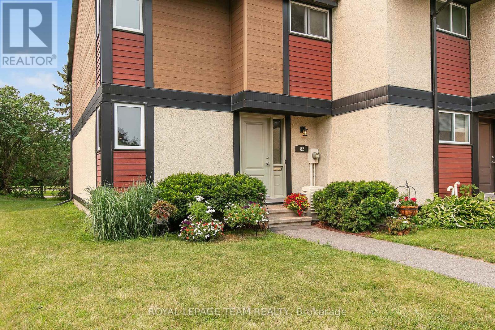 68 - 82 Mcclintock Way Property Photo 2