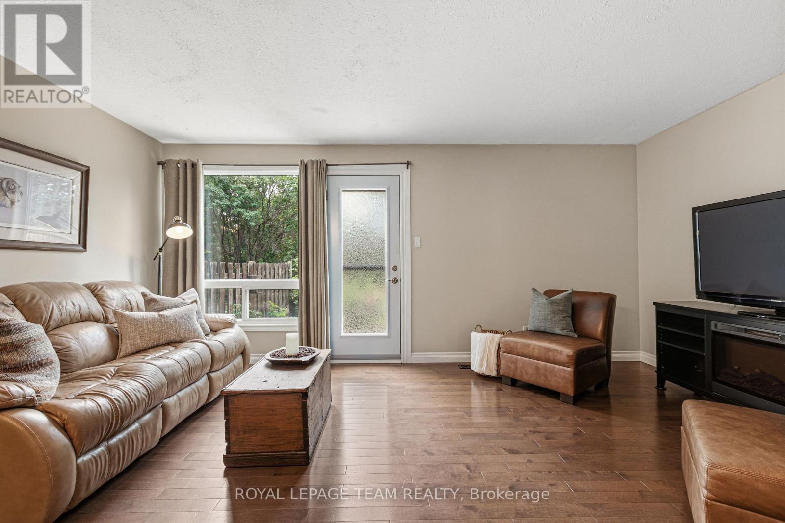 68 - 82 Mcclintock Way Property Photo 12