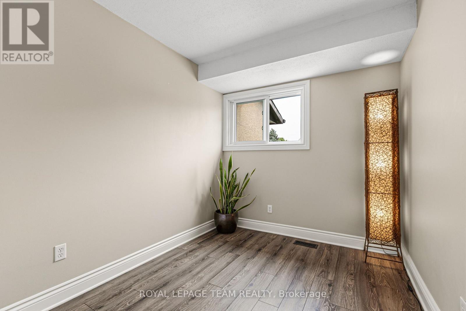 68 - 82 Mcclintock Way Property Photo 24