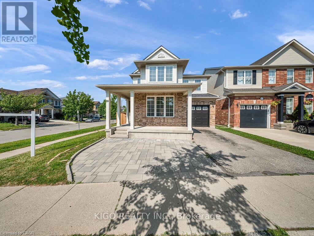 39 Baintree Way Property Photo 1