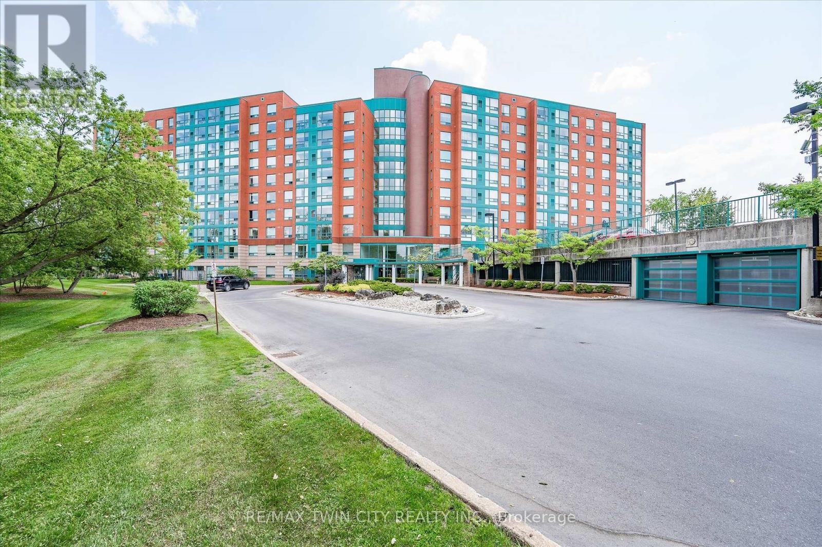 514 - 55 Blue Springs Drive Property Photo 1