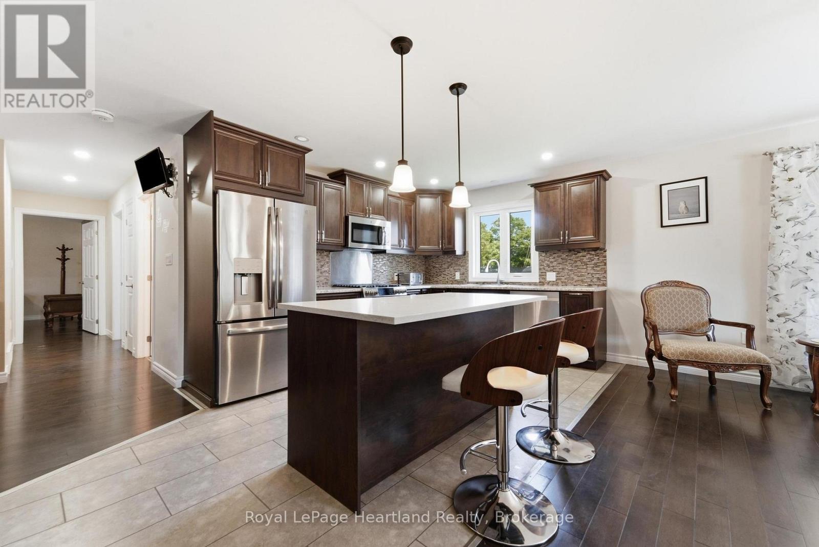 62 Victoria Boulevard Property Photo 3
