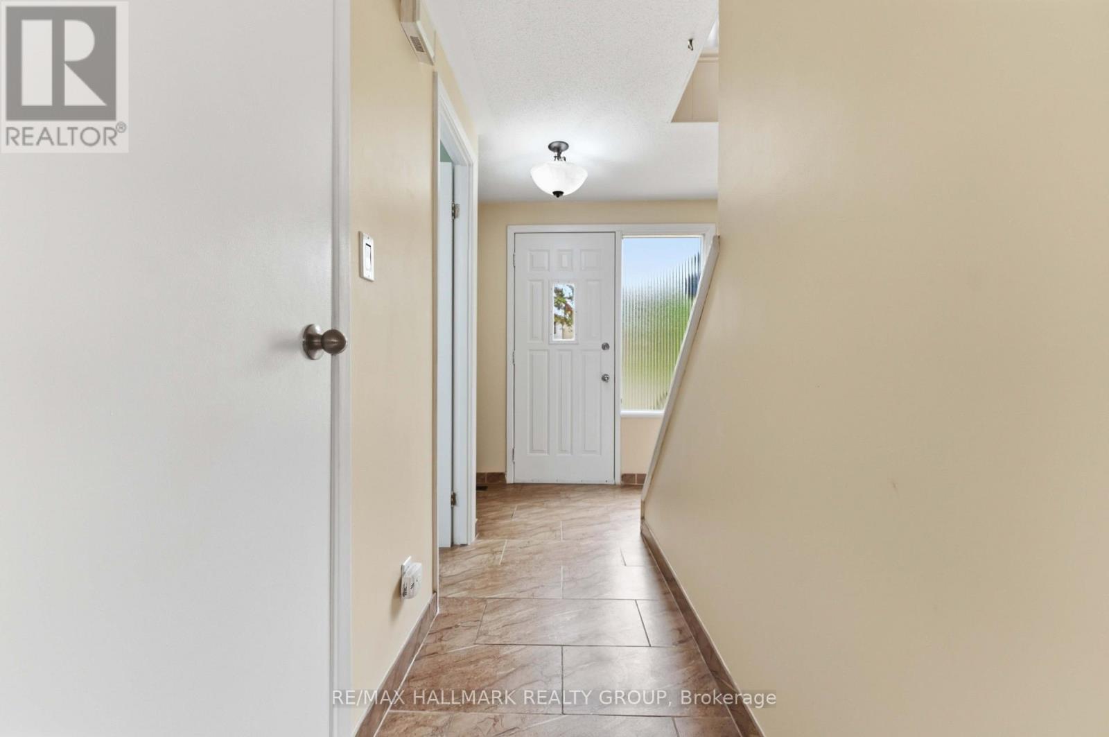B - 1506 Beaverpond Drive Property Photo 12