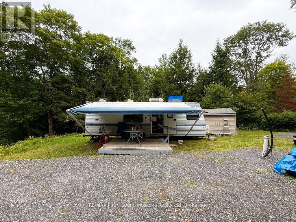 335 Centre Road Property Photo 1