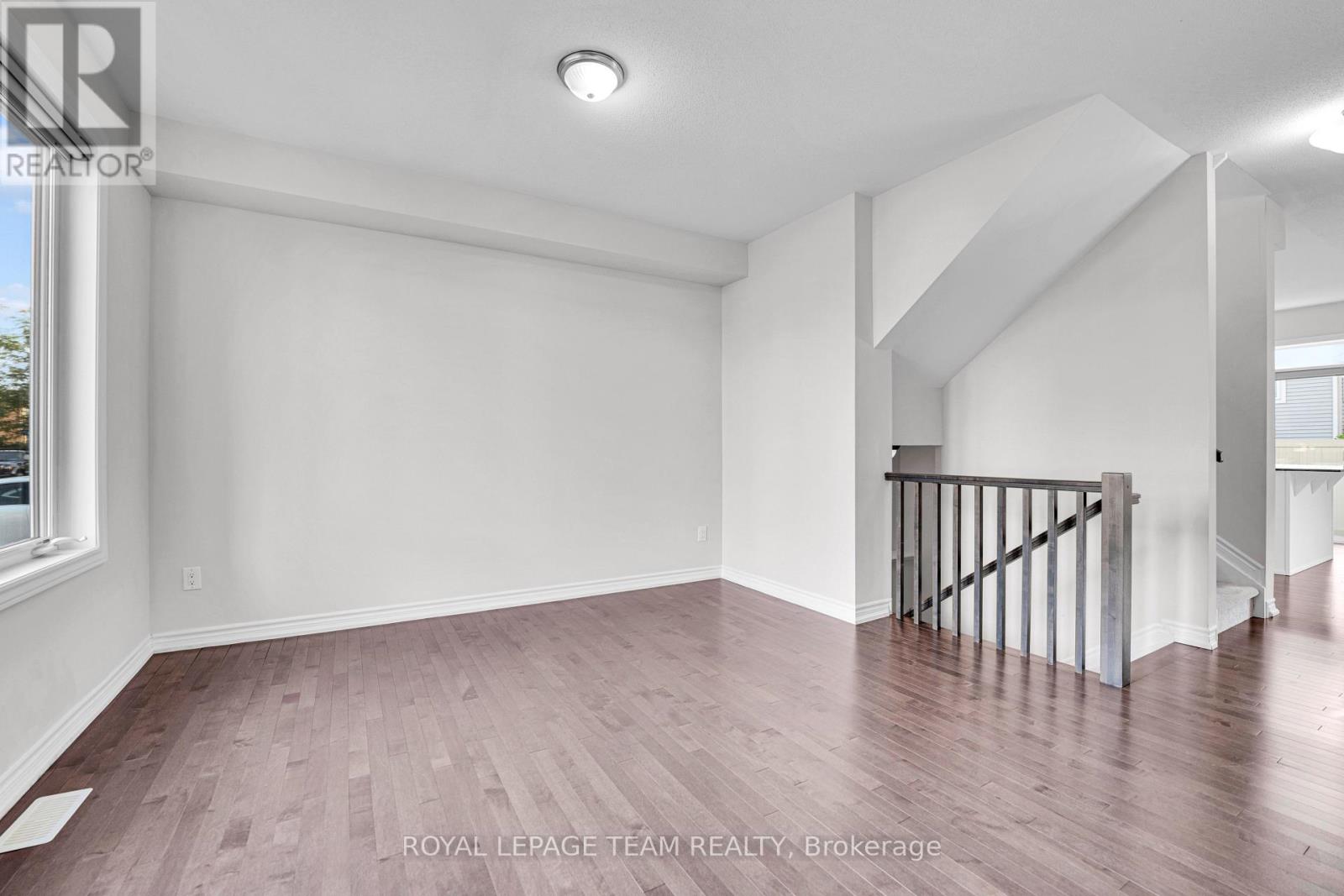 59 Moonbeam Street Property Photo 4