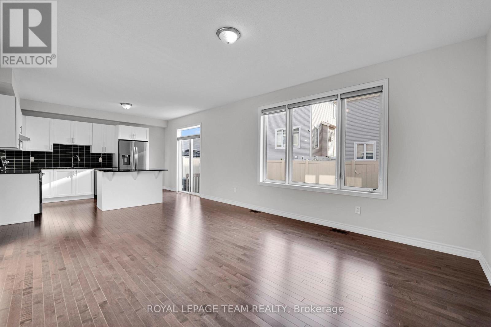 59 Moonbeam Street Property Photo 8