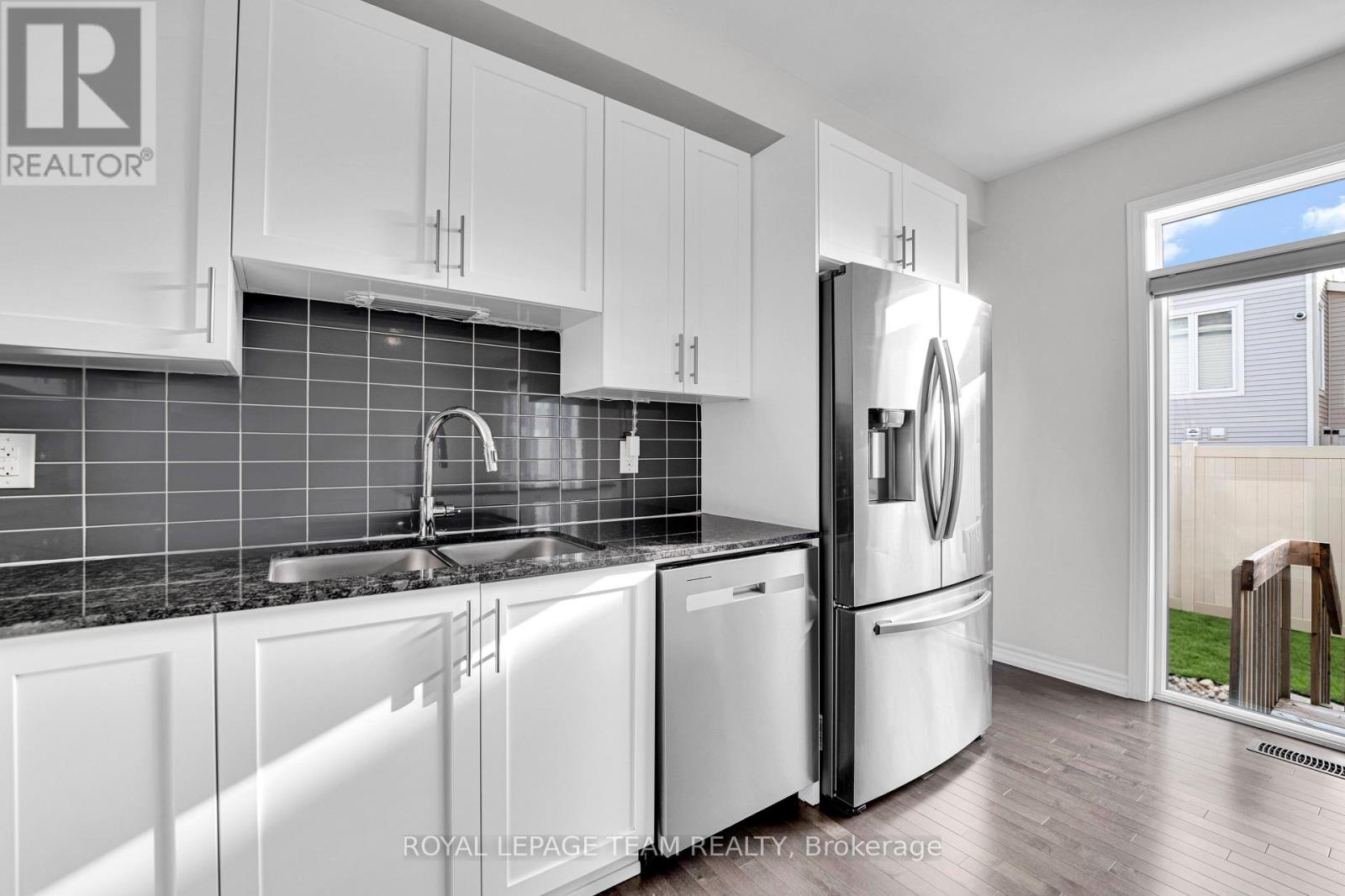 59 Moonbeam Street Property Photo 14