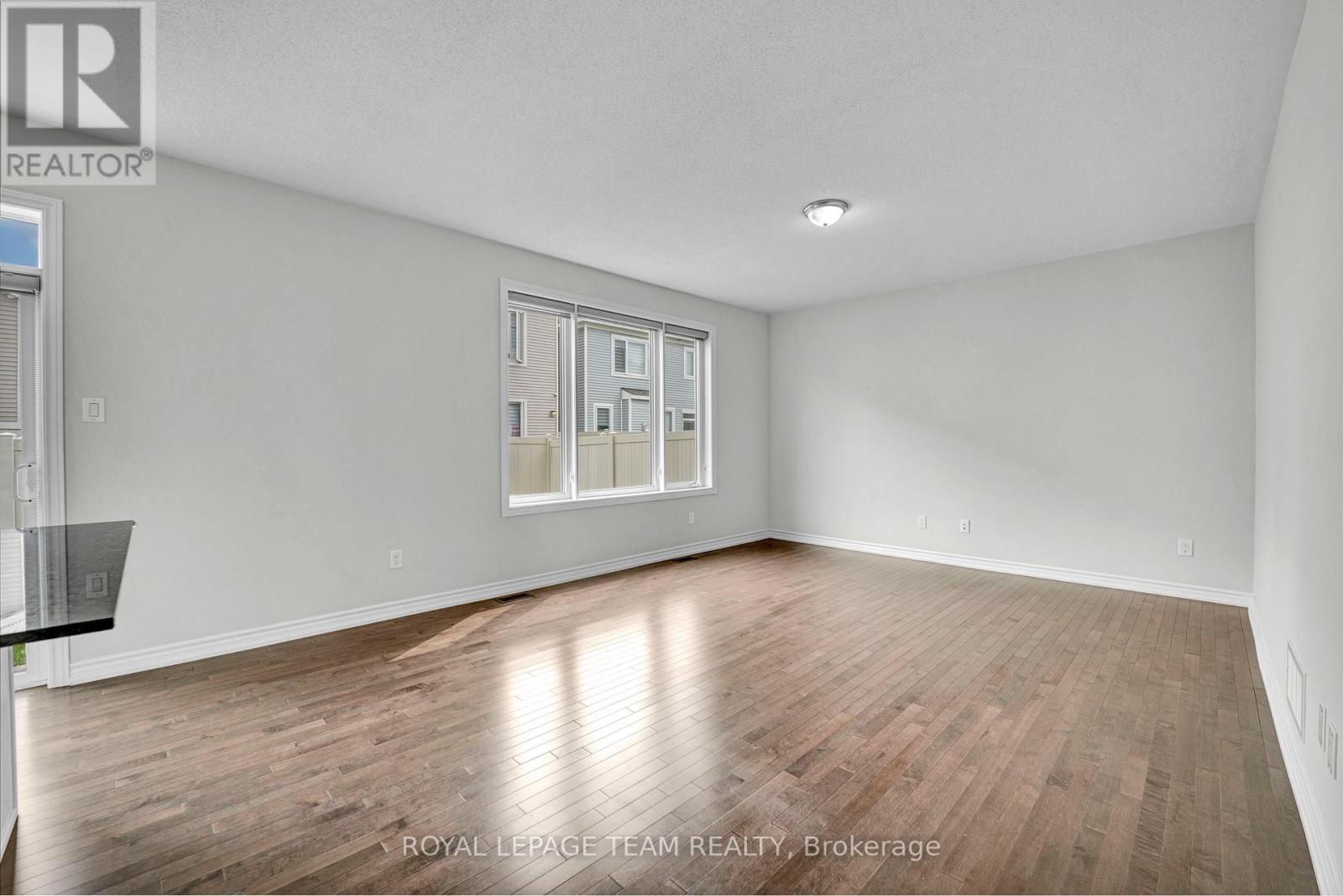 59 Moonbeam Street Property Photo 15