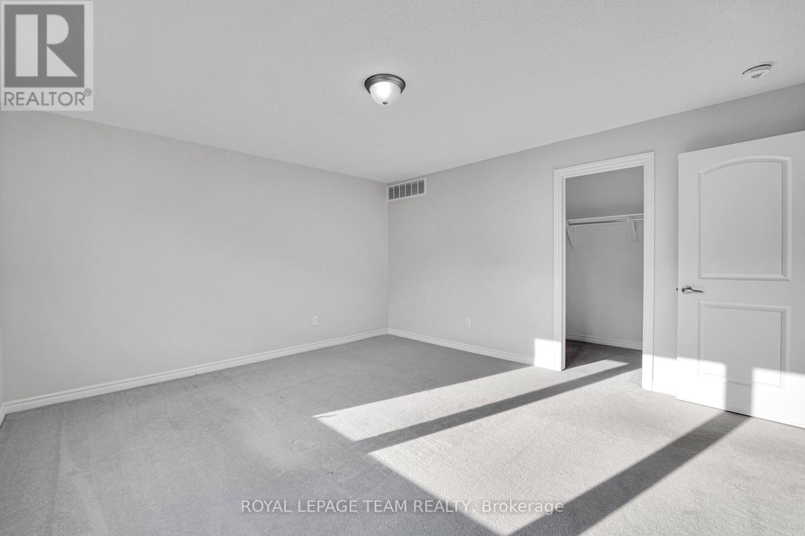 59 Moonbeam Street Property Photo 21