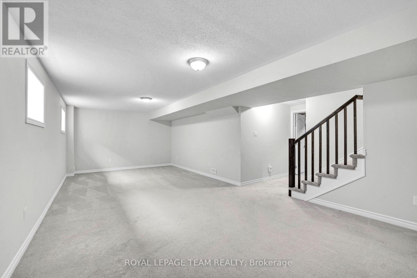 59 Moonbeam Street Property Photo 27