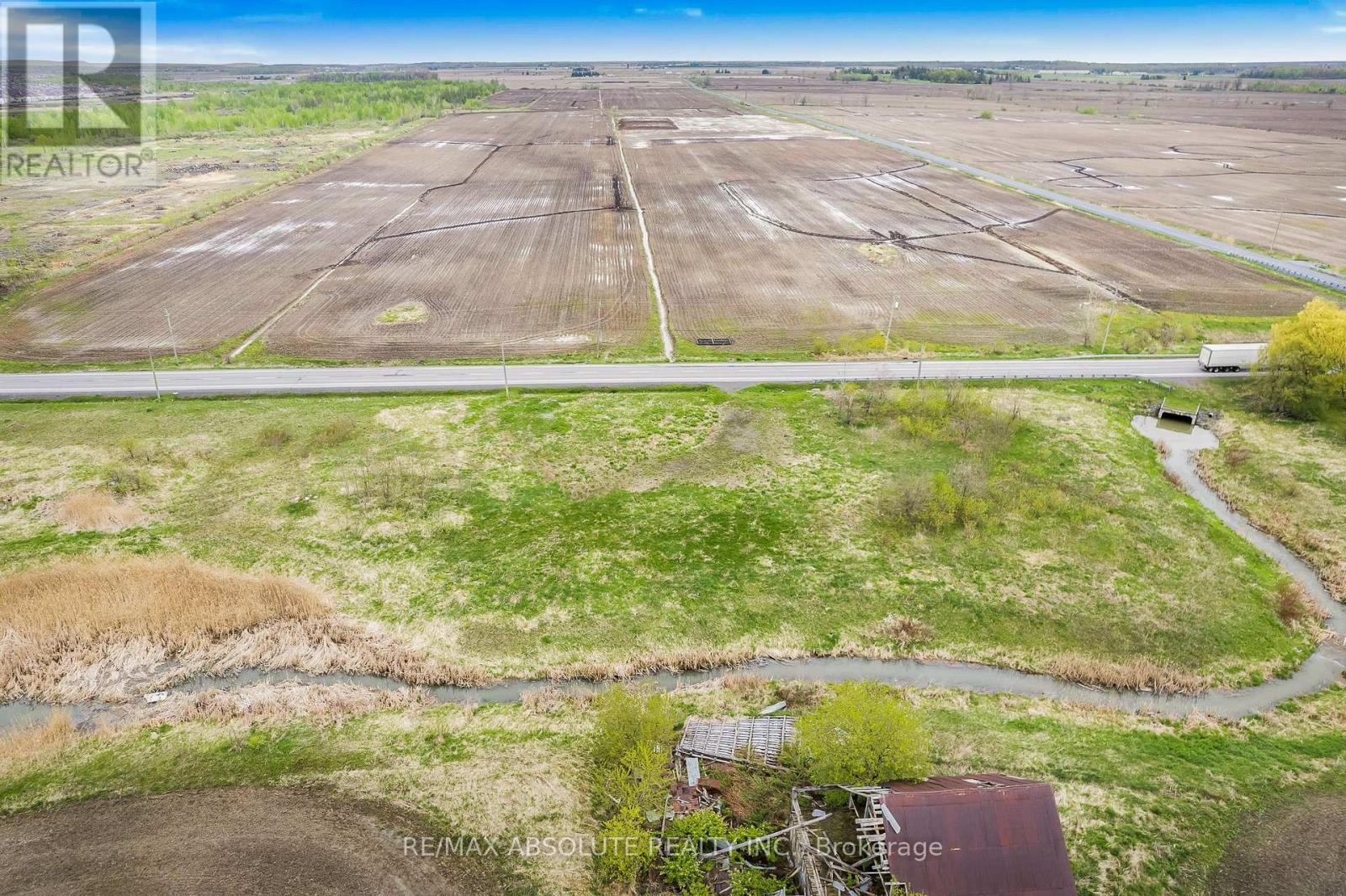 2762 Tenth Line Road Property Photo 4