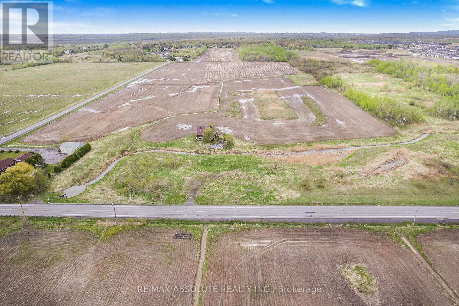 2762 Tenth Line Road Property Photo 11