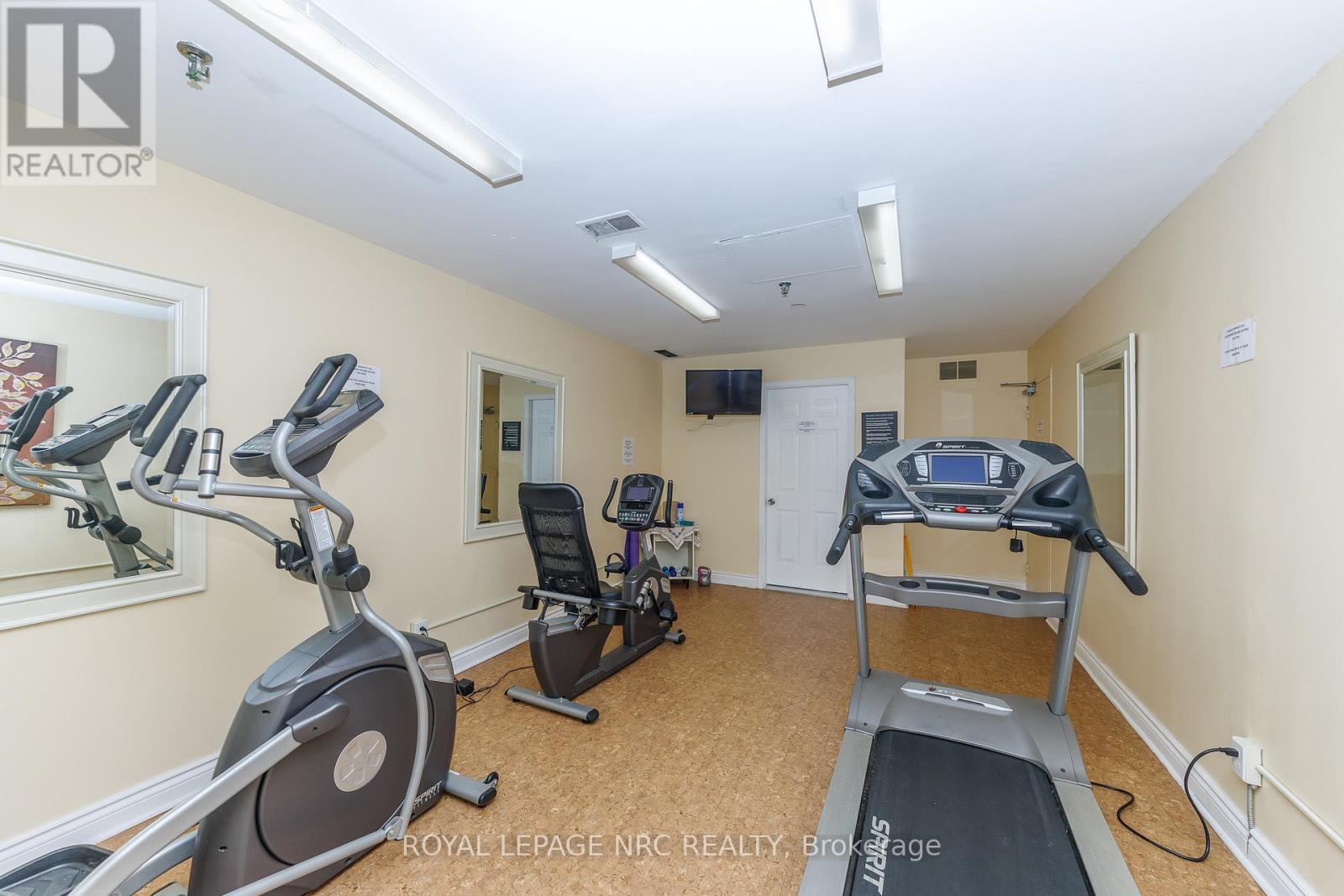 308 - 3955 Portage Road Property Photo 24