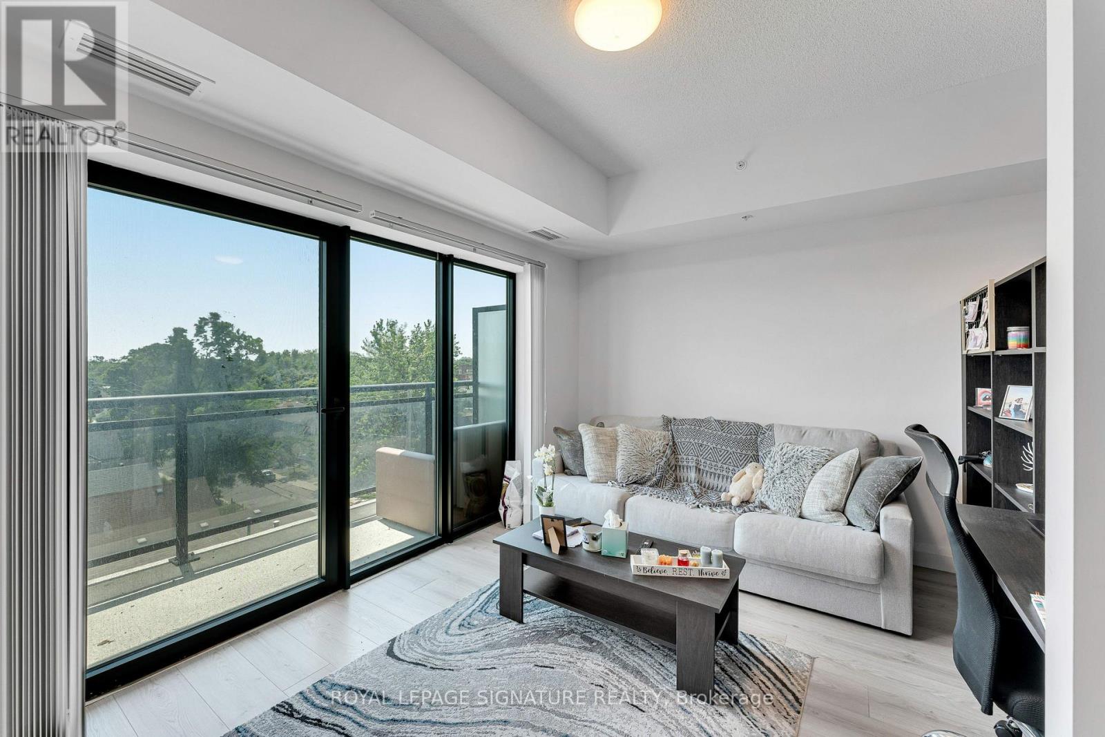501 - 652 Princess Street Property Photo 9