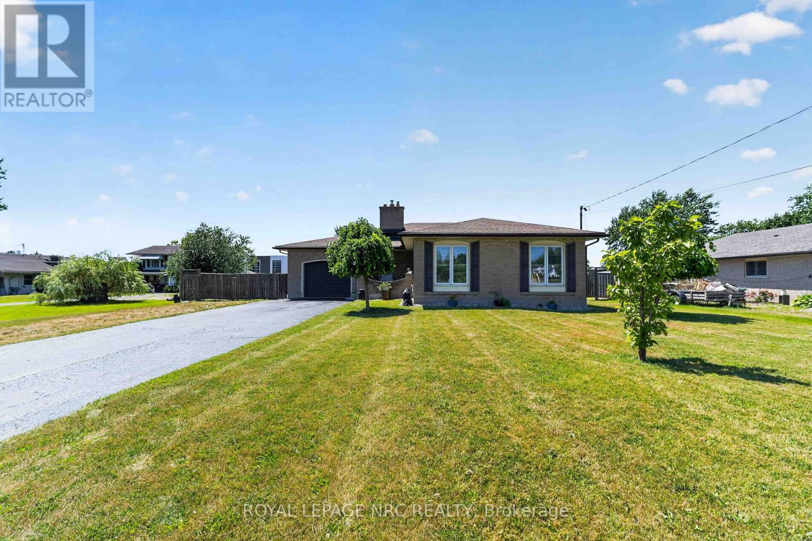 1095 Green Acres Drive Property Photo 2
