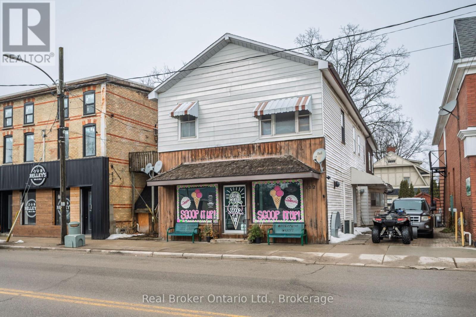 122 King Street Property Photo 2