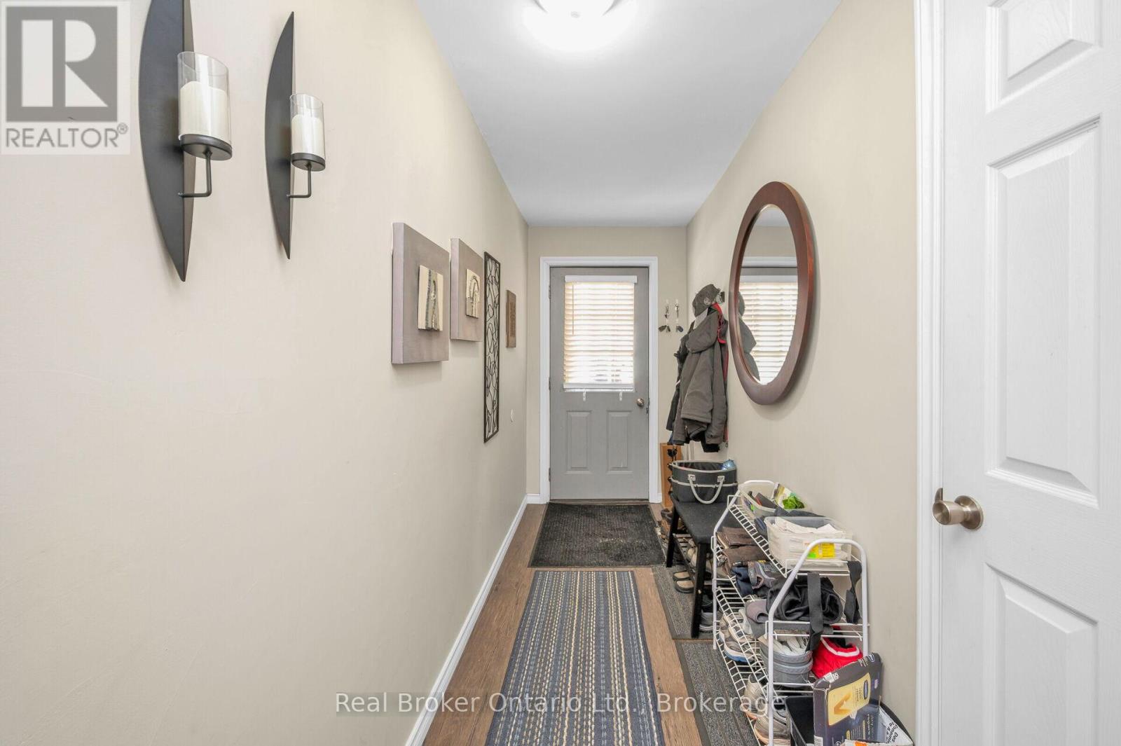 122 King Street Property Photo 15