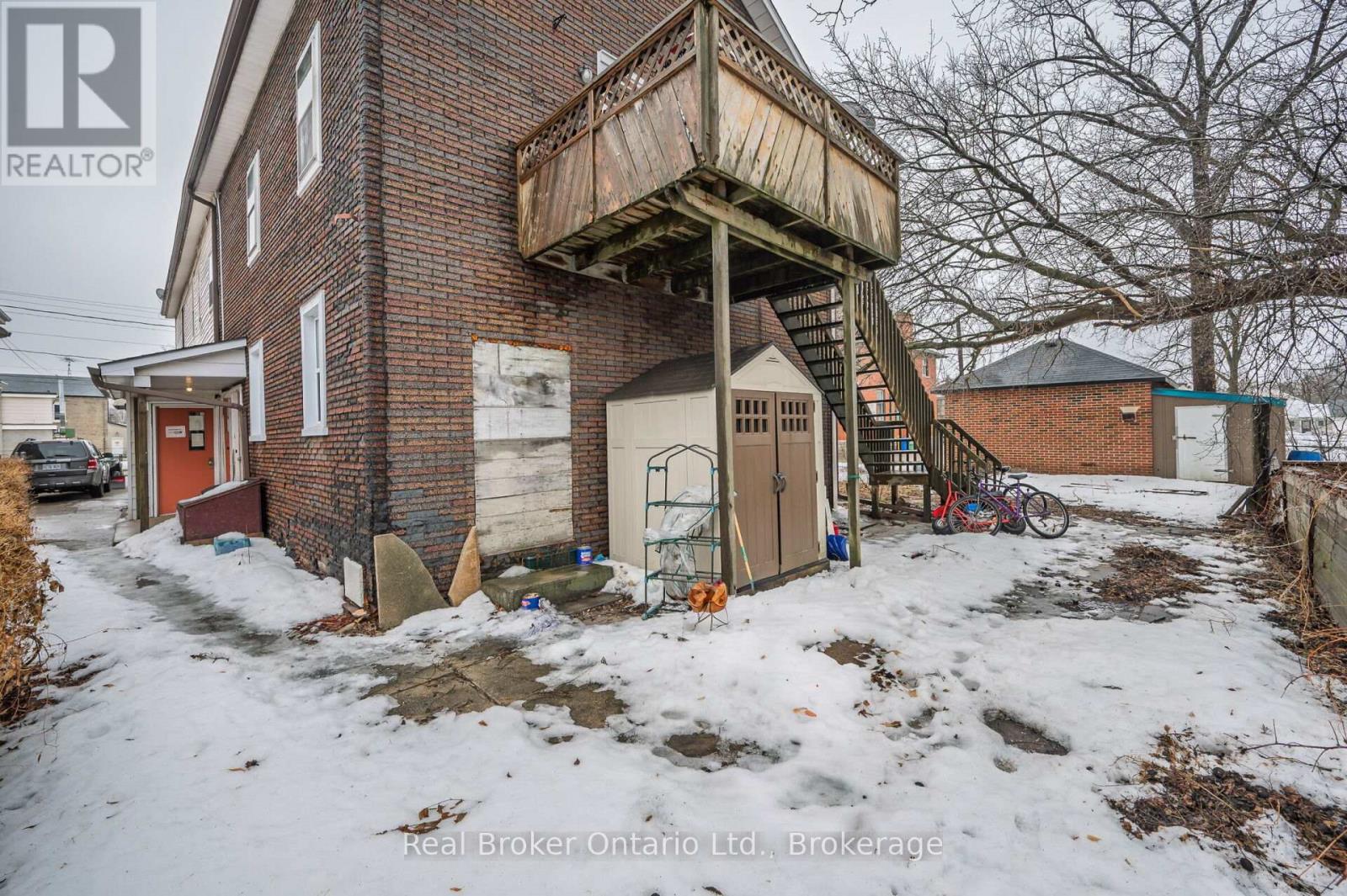 122 King Street Property Photo 48