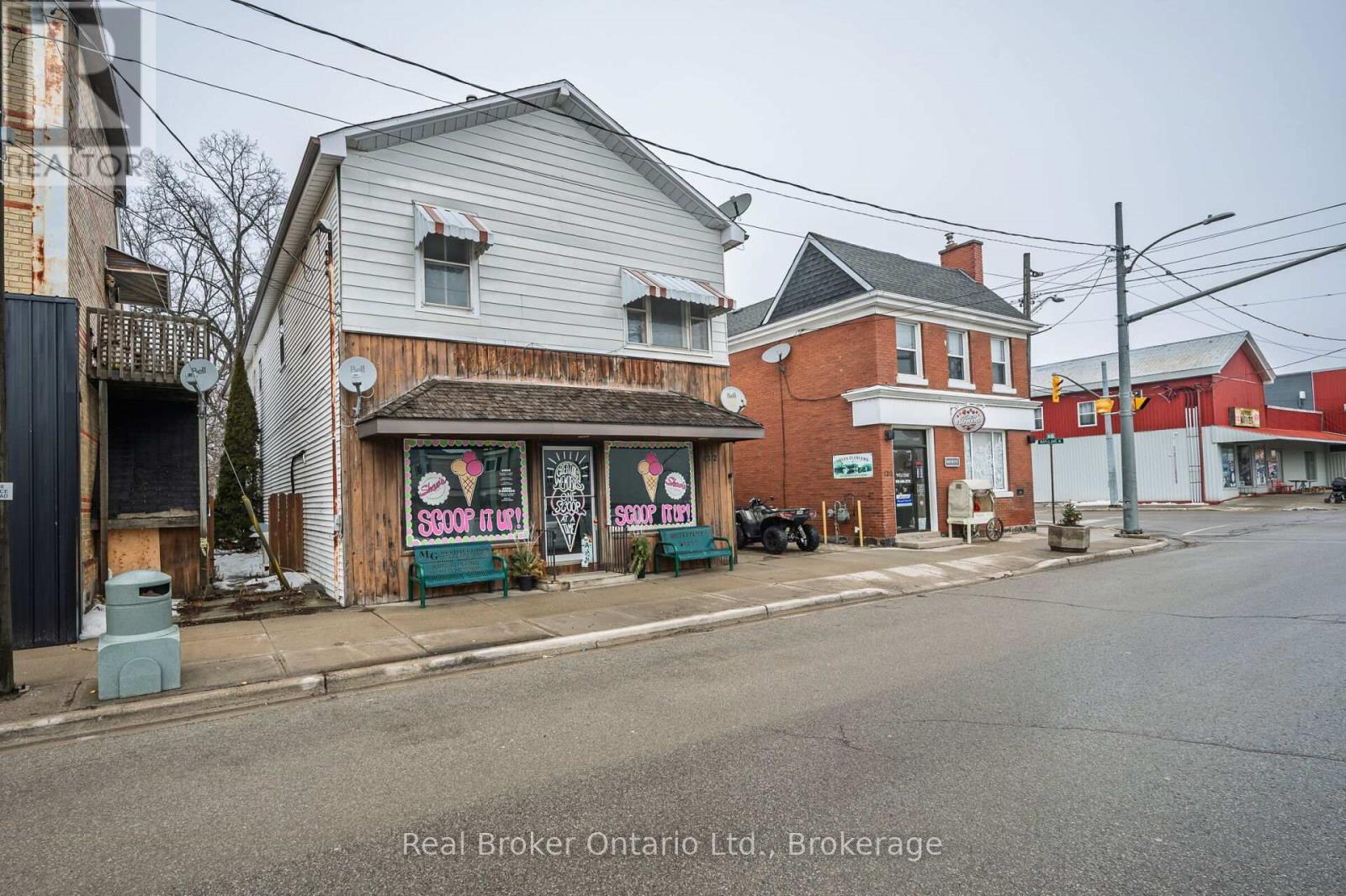 122 King Street Property Photo 3