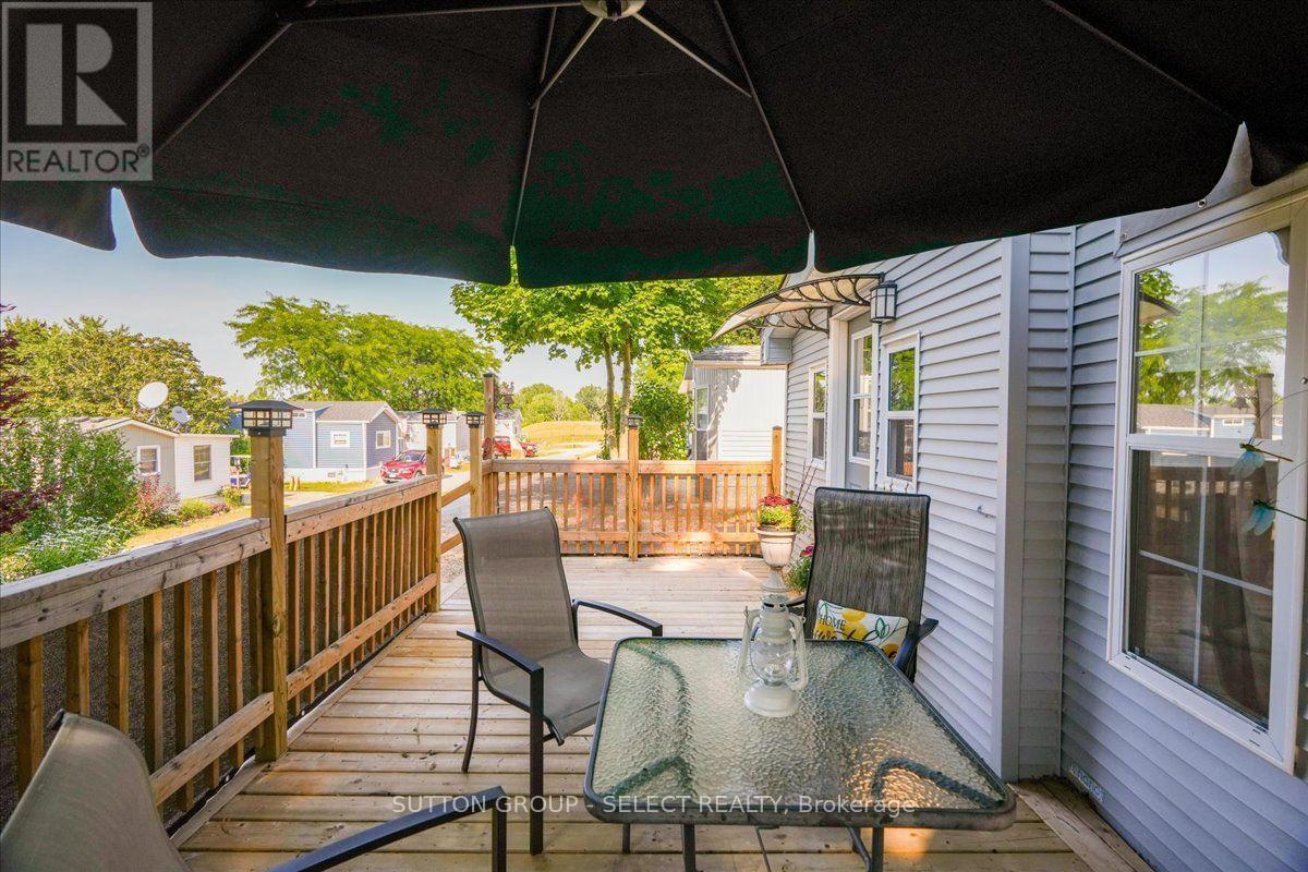 405 - 8685 Rock Glen Road Property Photo 6