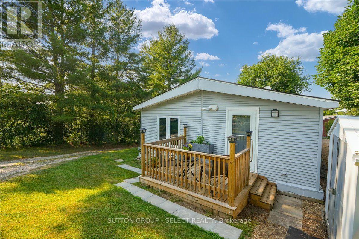 405 - 8685 Rock Glen Road Property Photo 27