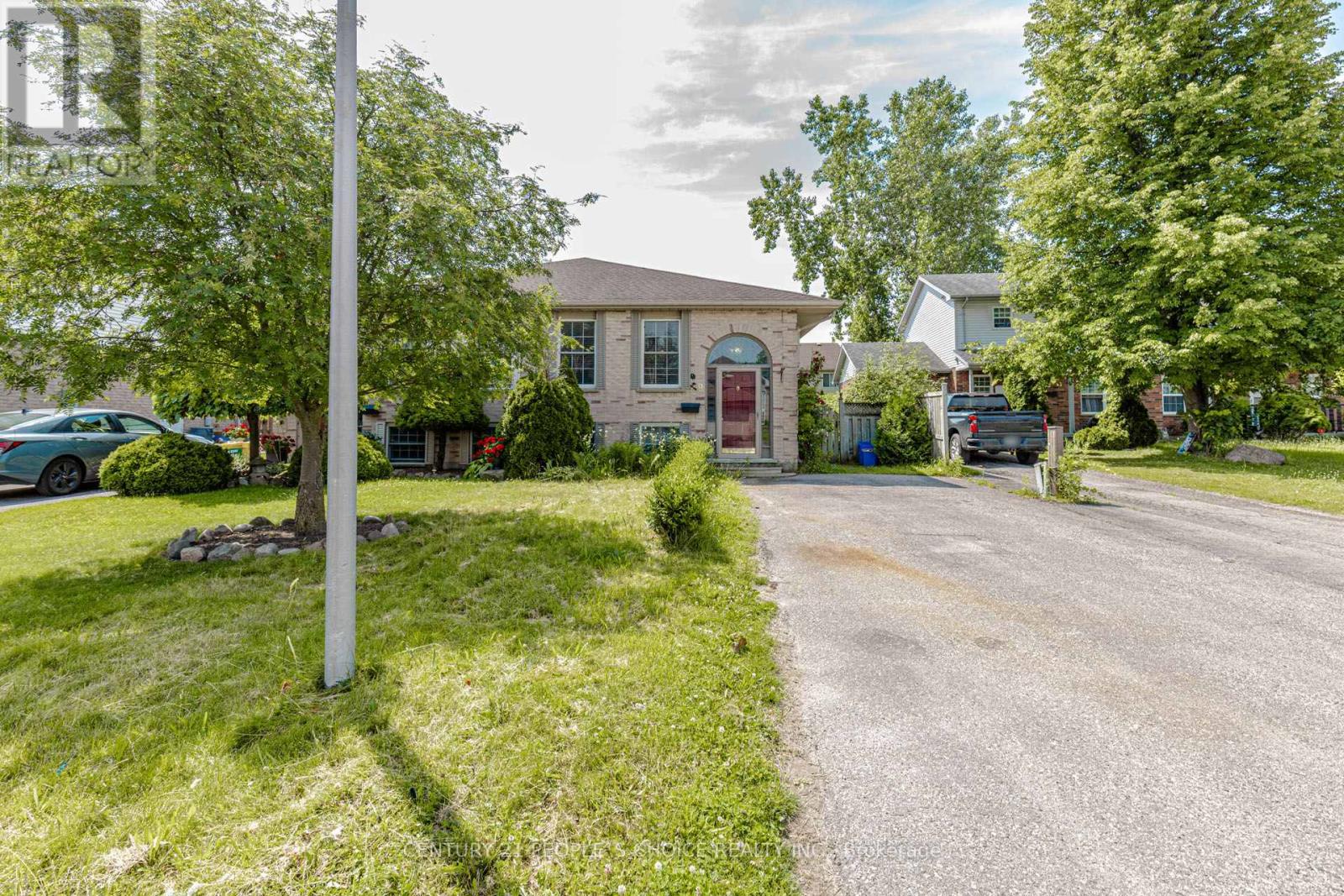 29 JULIA COURT Property Photo 1