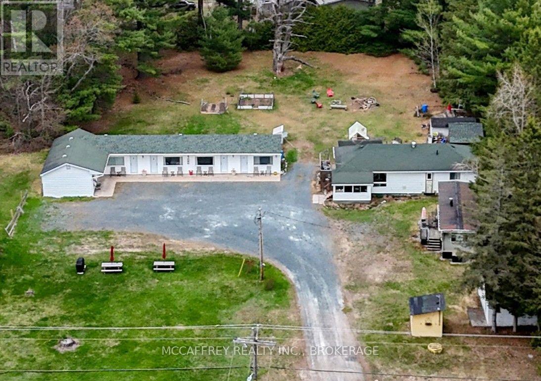 12335 Highway 41 Property Photo 1