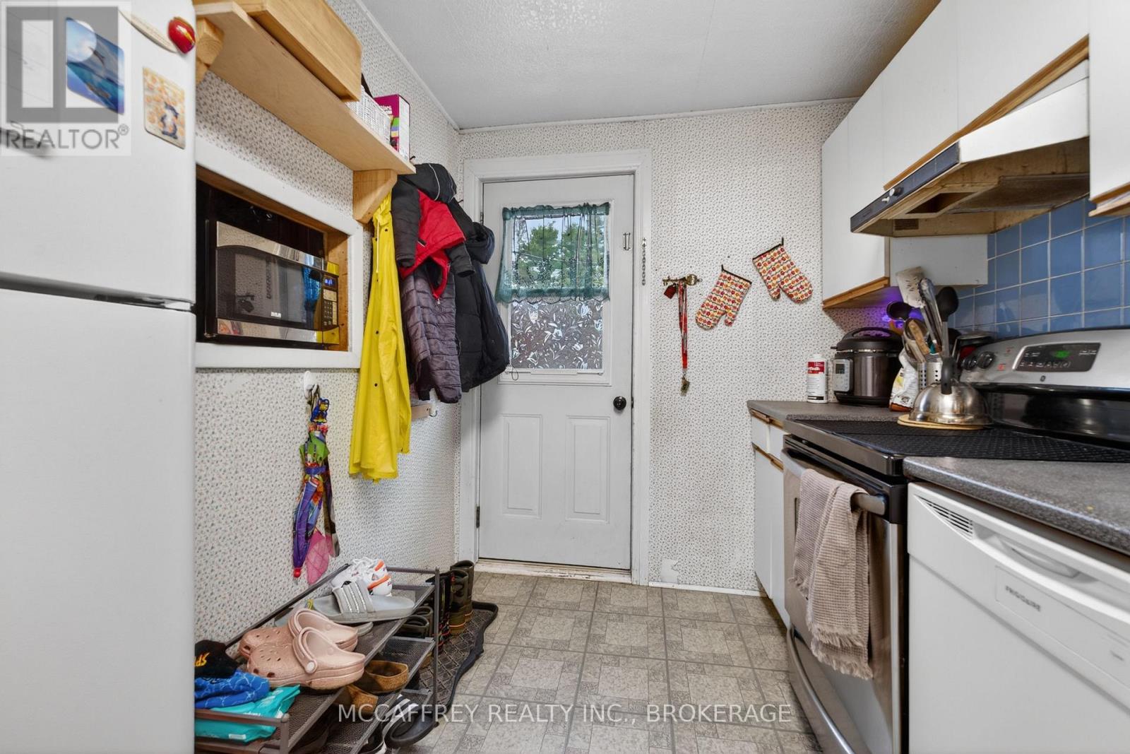 12335 Highway 41 Property Photo 5