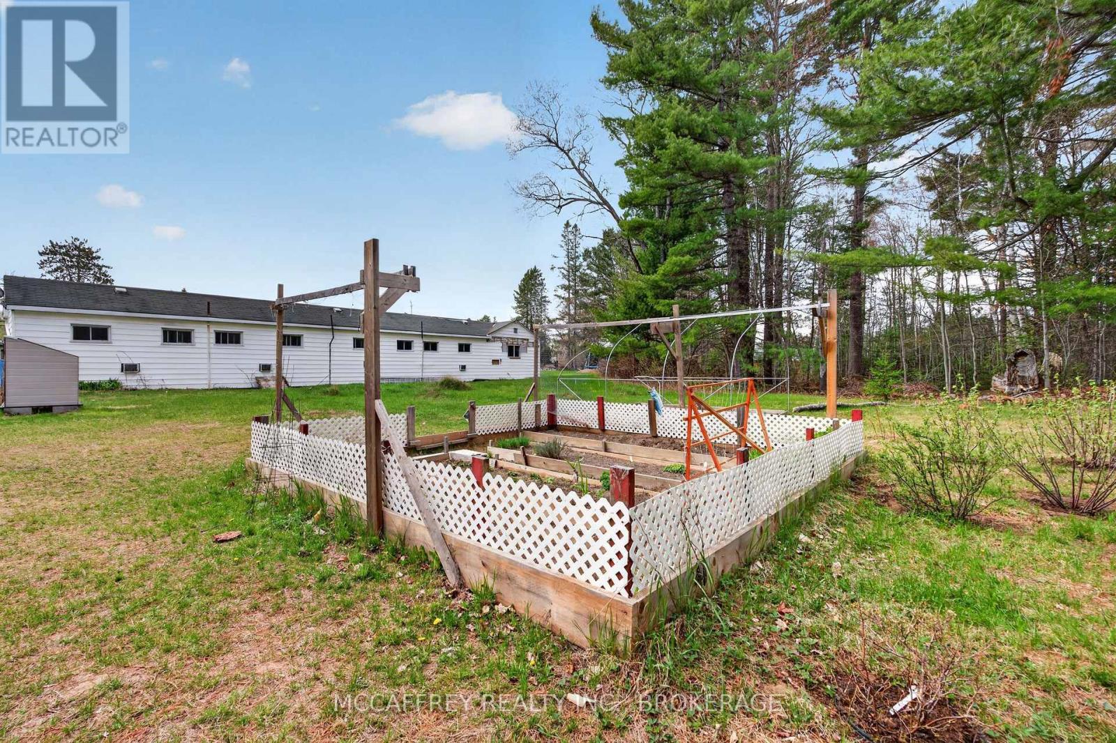 12335 Highway 41 Property Photo 23