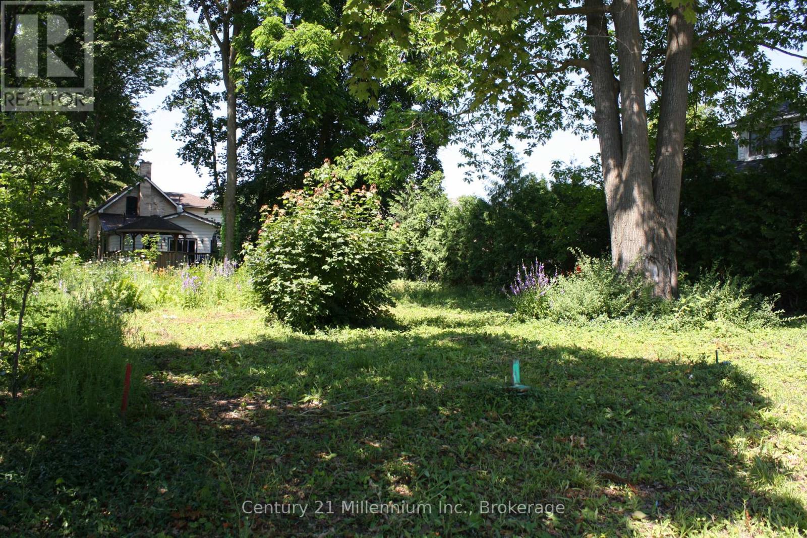 Na 2nd Avenue S Property Photo 1