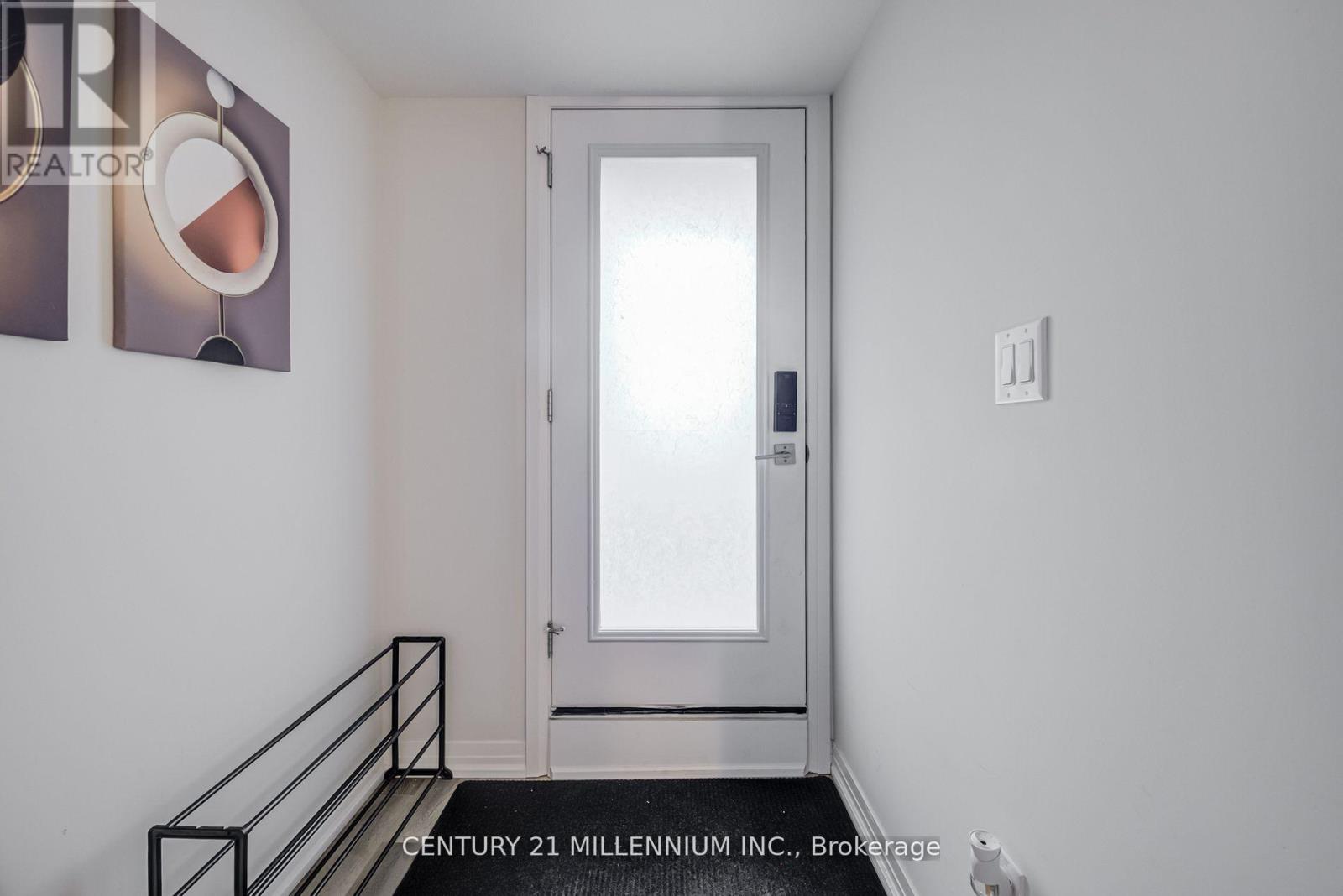 102 - 6705 Cropp Street E Property Photo 8