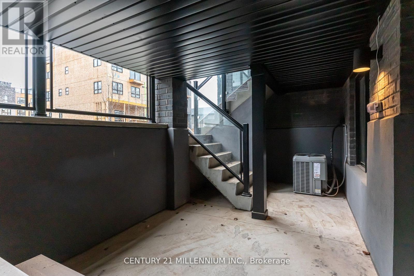 102 - 6705 Cropp Street E Property Photo 29