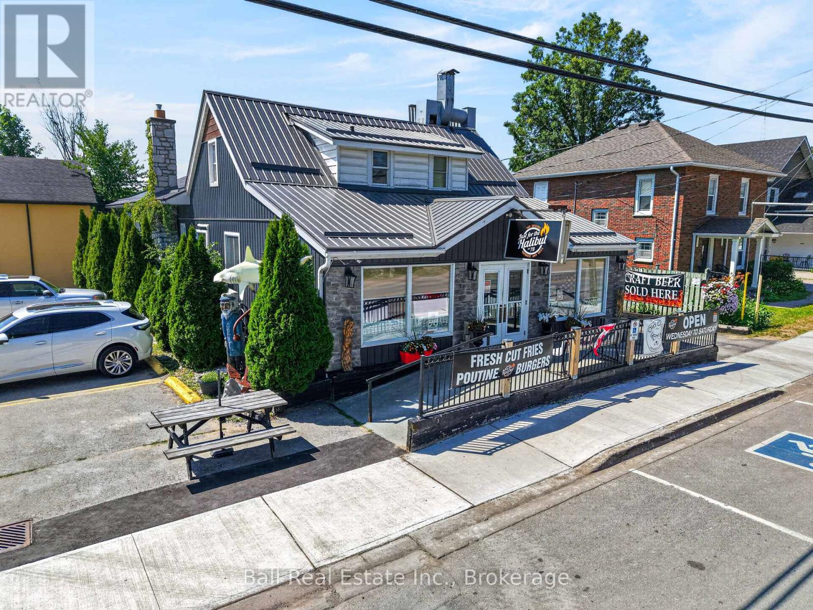 17 King Street E Property Photo 5