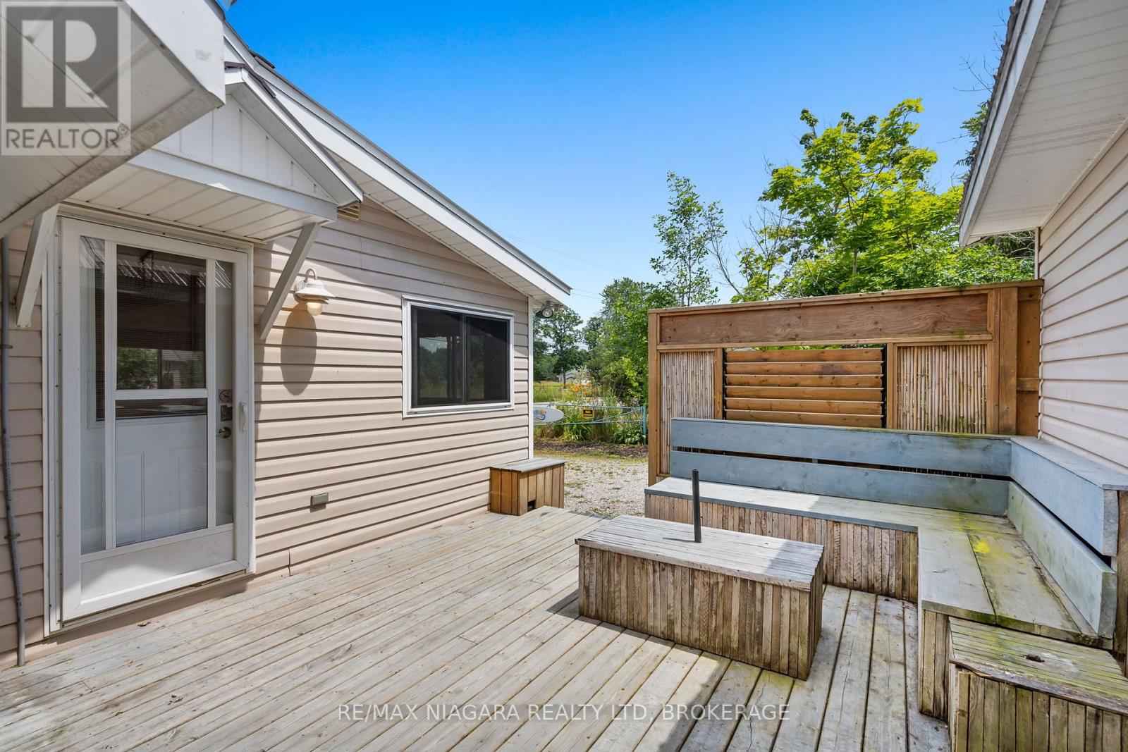12343 Lakeshore Road Property Photo 6