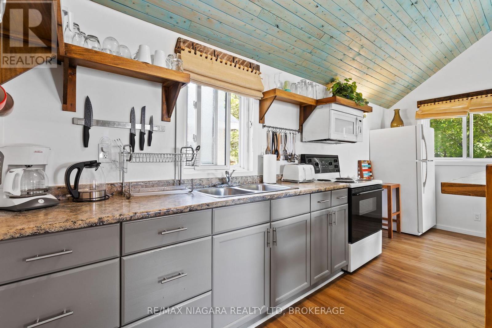 12343 Lakeshore Road Property Photo 37