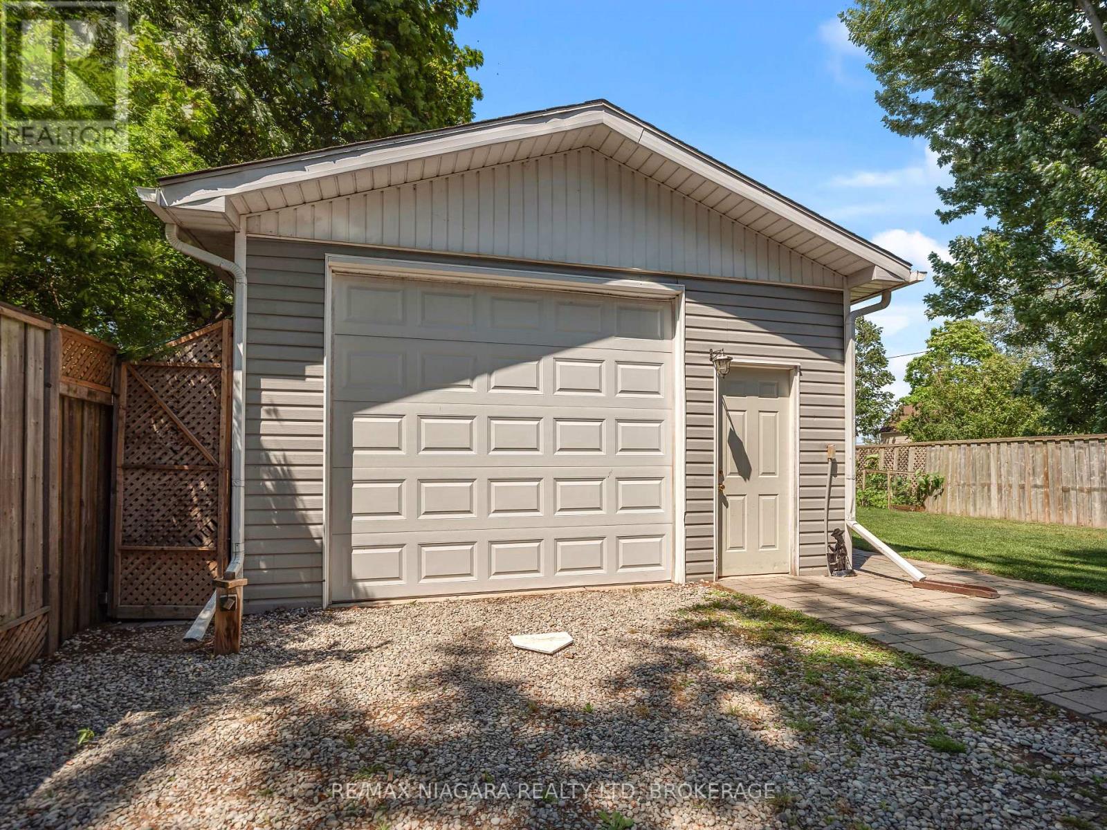 31 Murray Street Property Photo 30