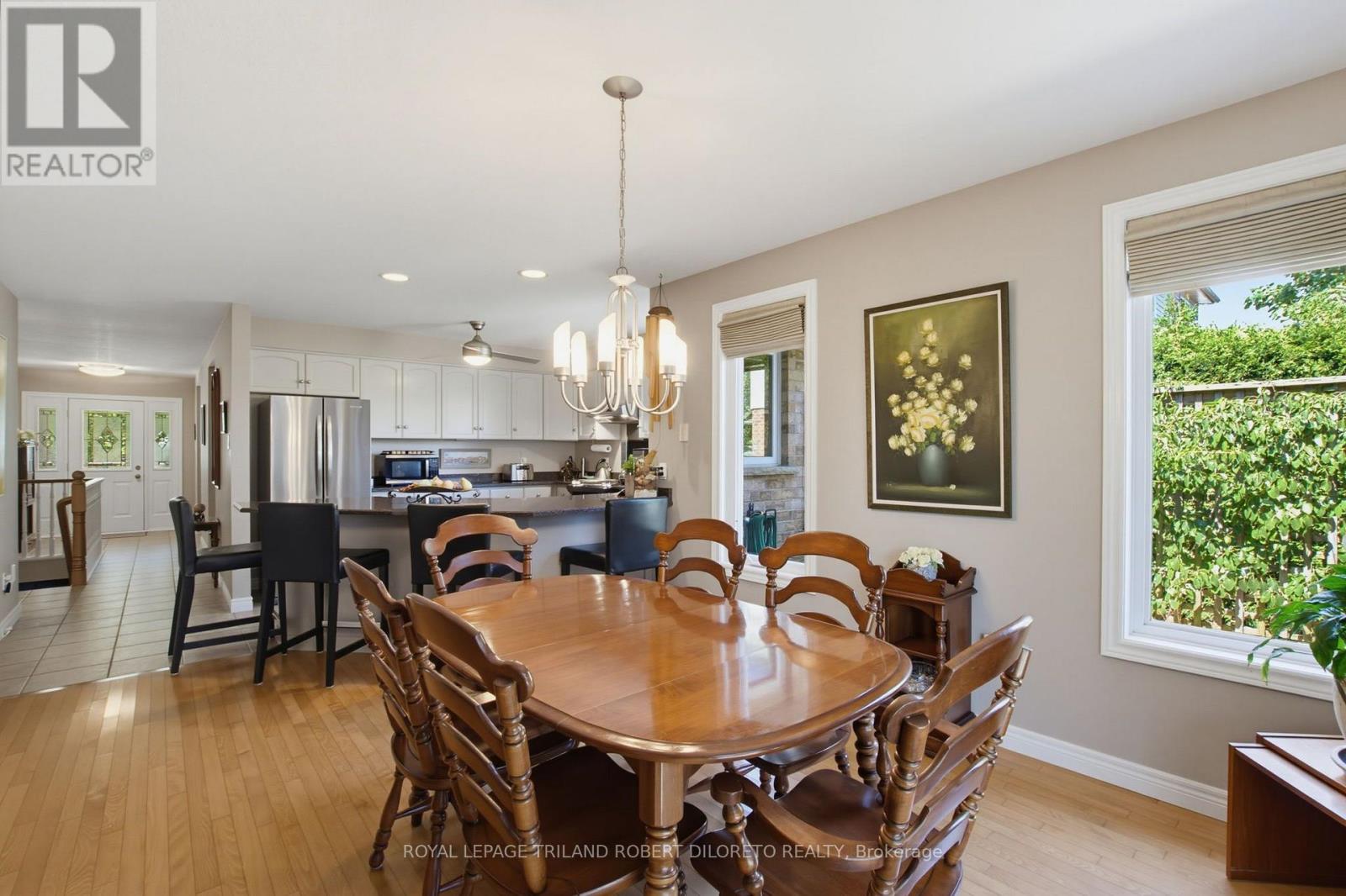 9989 Oxbow Drive Property Photo 15