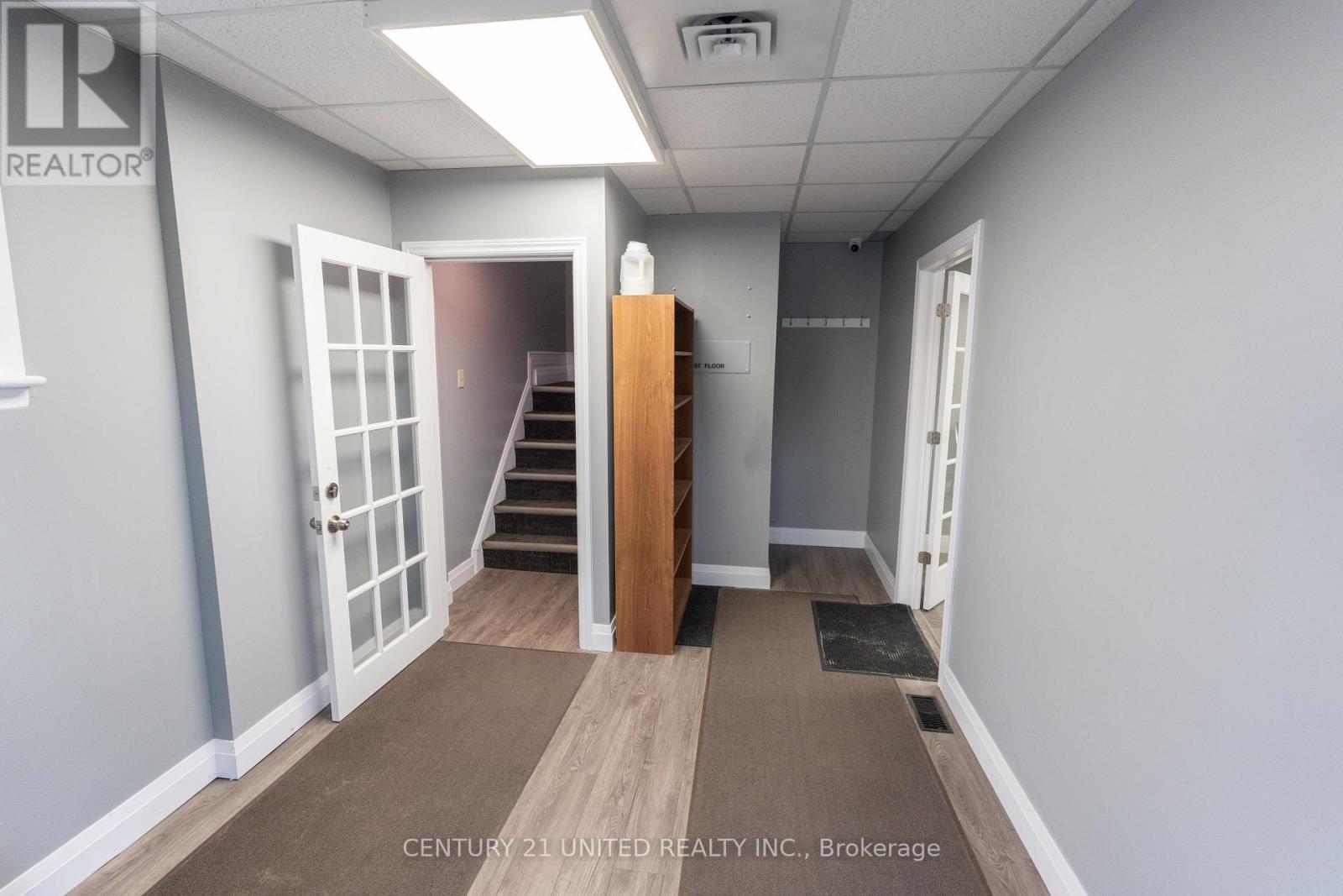 310 Rubidge Street Property Photo 15