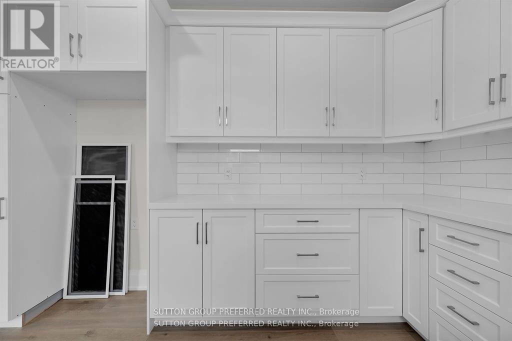1 Bouw Place Property Photo 10