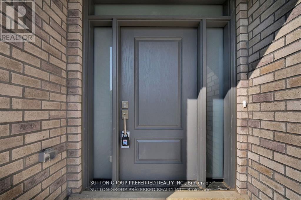 186 Leitch Street Property Photo 4