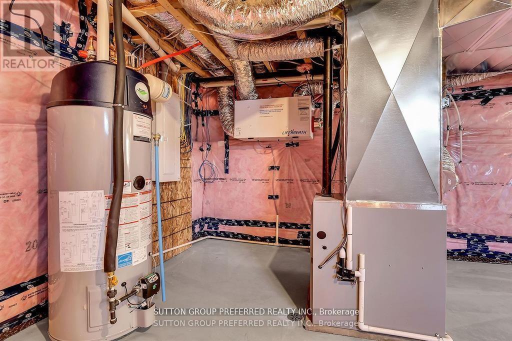 186 Leitch Street Property Photo 35