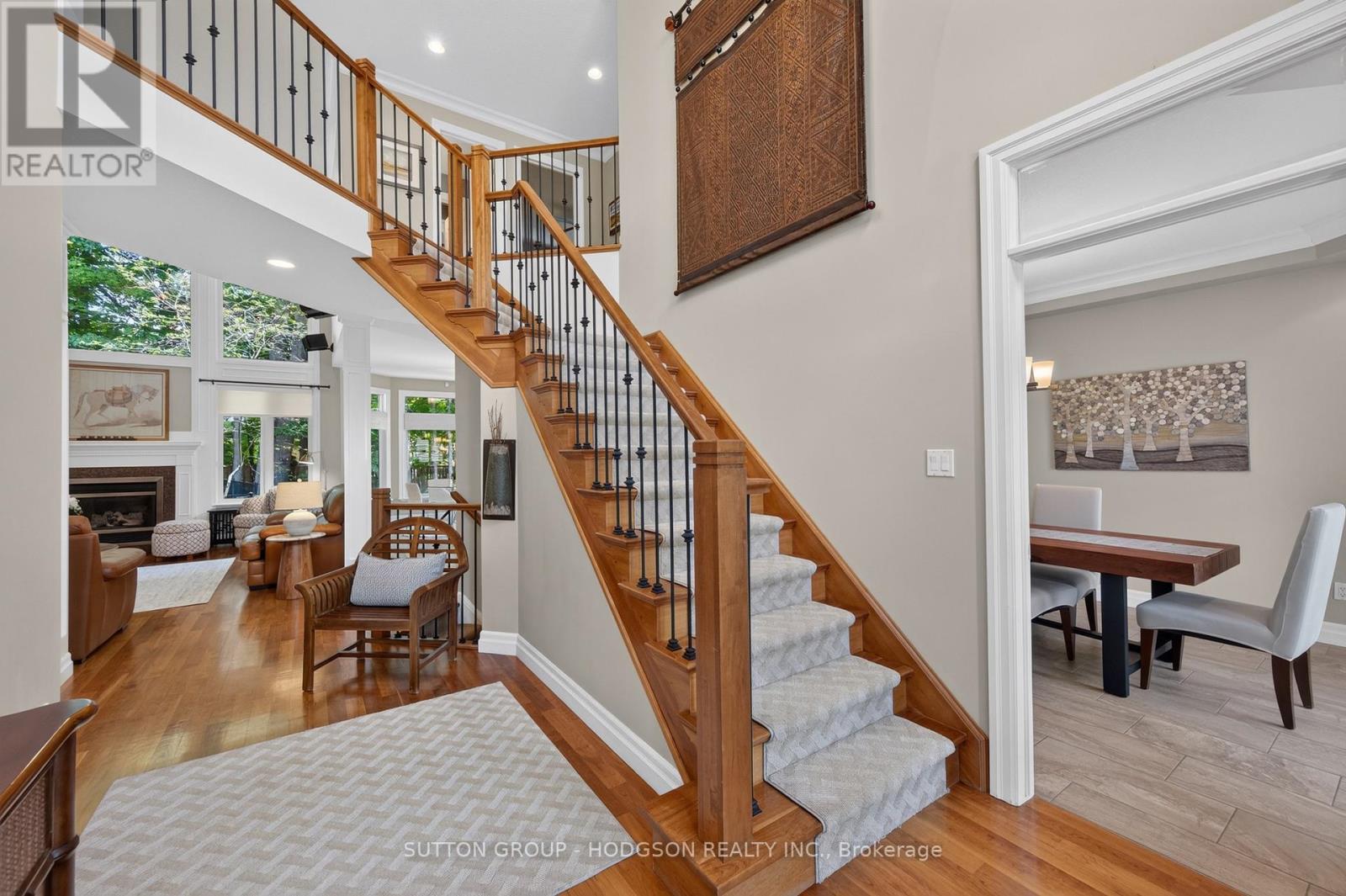 656 Robertson Place Property Photo 13