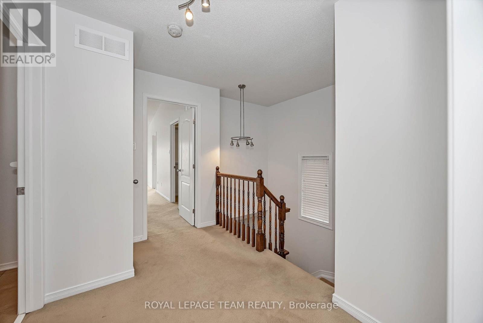 323 Freedom Private Property Photo 15