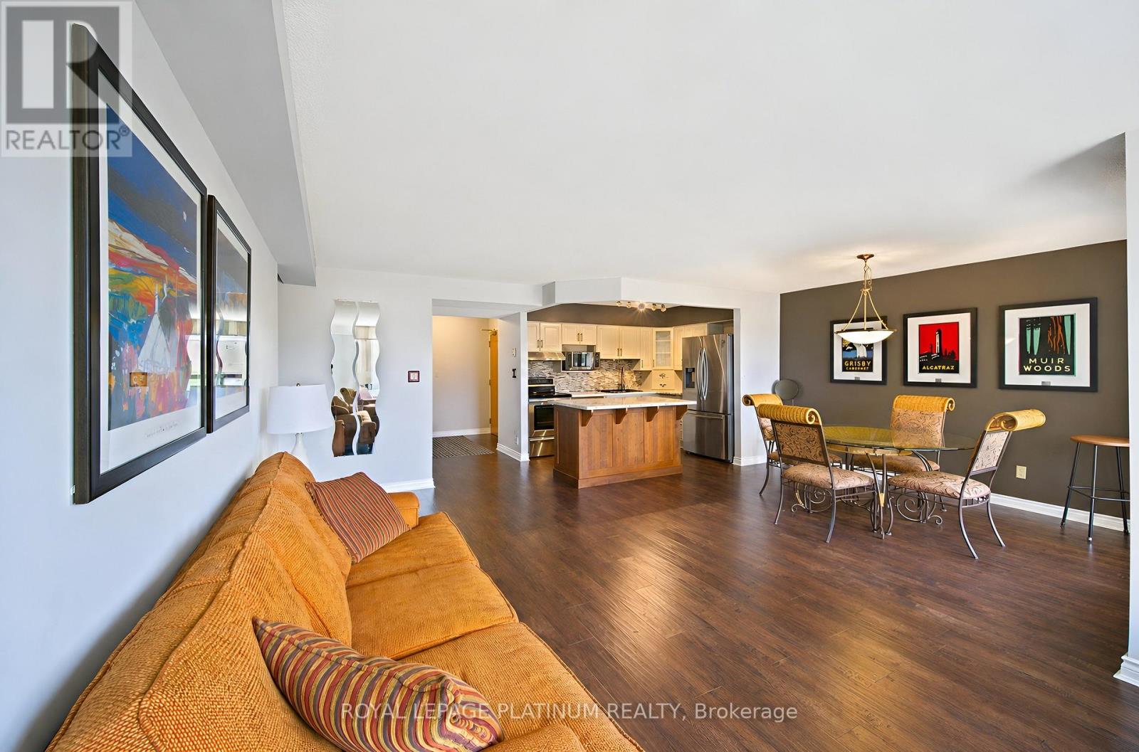 401 - 688 Preston Parkway Property Photo 11