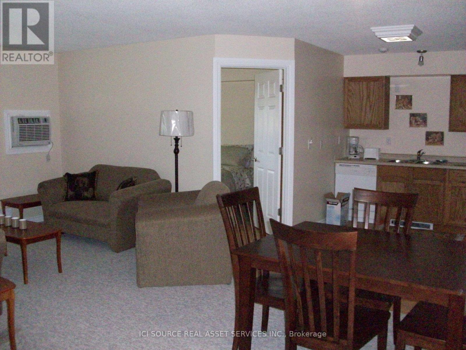 4434 Leader Lane Property Photo 4