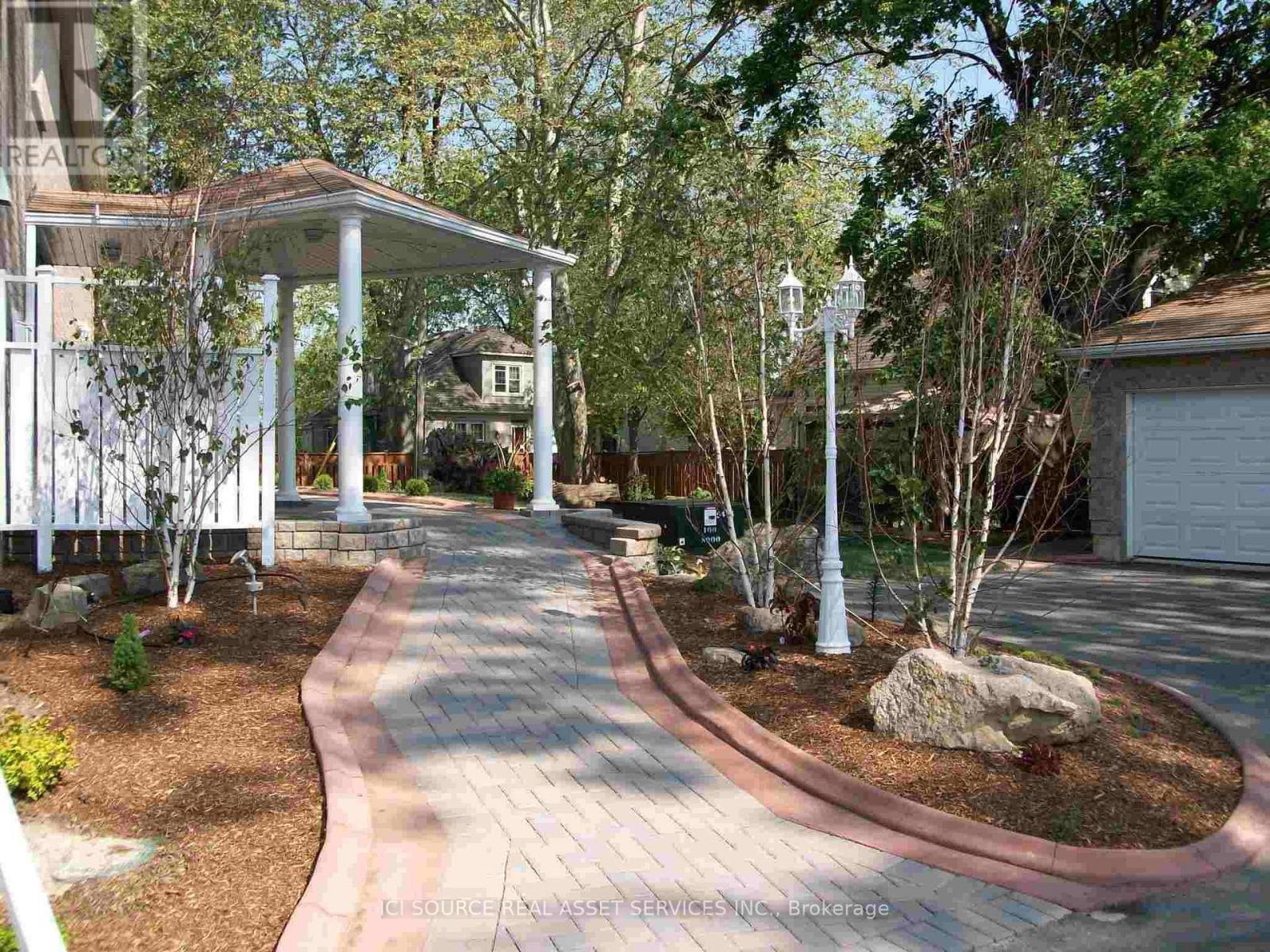 4434 Leader Lane Property Photo 8